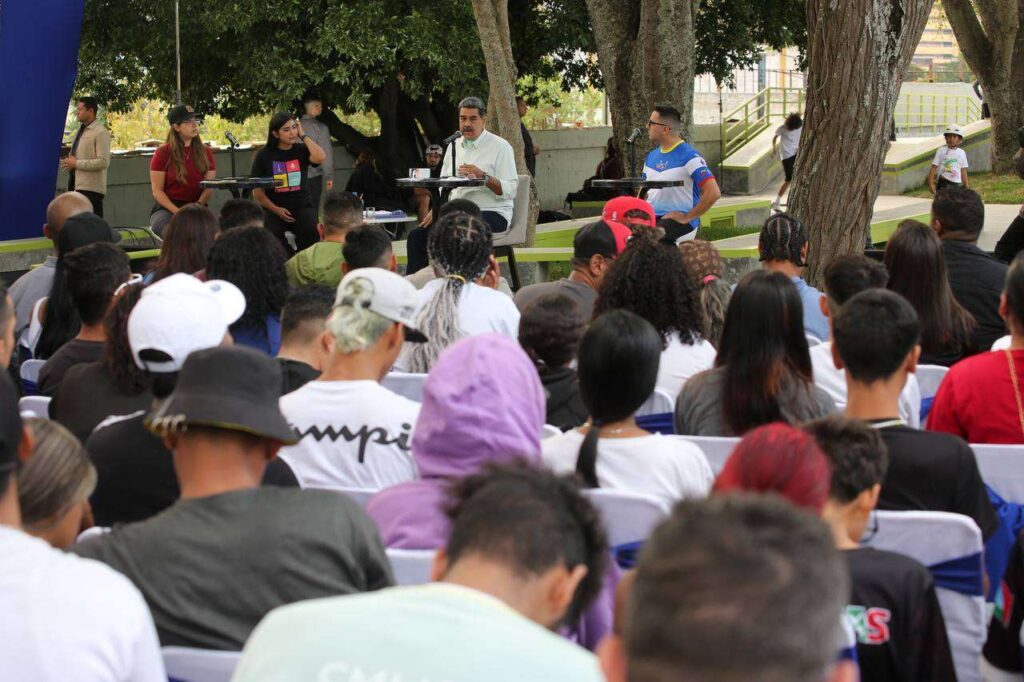 La derecha fascista ofrece violencia y muerte a la juventud