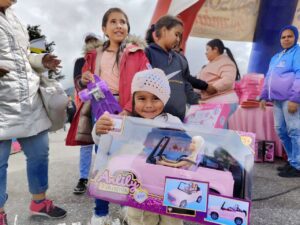 Laguna de Mucubají acogió a más 2 mil niños para almuerzo navideño
