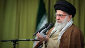 Líder Supremo de Irán saluda a los cristianos en Navidad