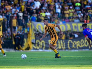 Monagas fortalece línea central con Oscar Piris