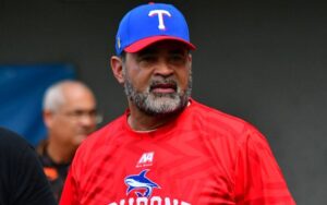 La discusión entre Oswaldo Guillén y José Alguacil que provocó altercado en el Universitario