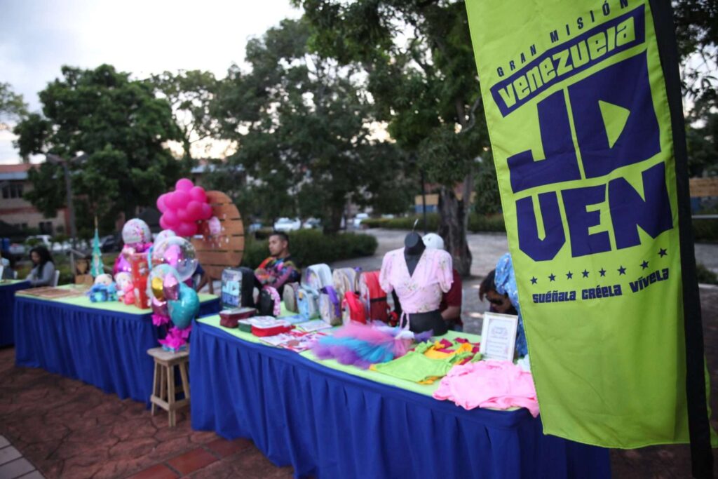 Otorgan créditos a 100 jóvenes emprendedores de Monagas