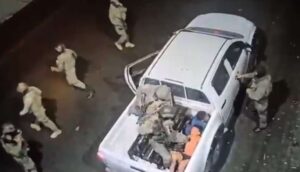 Piden destituir a militares en Ecuador por desaparición forzada de niños