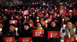 Presidente Yoon revirtió ley marcial que desató caos en Corea del Sur