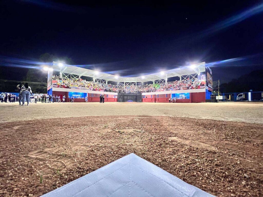 Reinauguran estadio de Béisbol "Olinto Rojas" en municipio Libertador de Carabobo