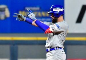 Renato Núñez llegó a los 20 jonrones y amenaza con romper la marca