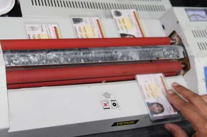 Saime entrega cédulas de identidad de manera expedita