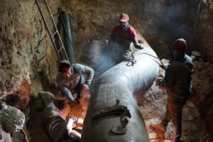 Sustituyeron 100 metros de tubería de agua potable en La Yaguara