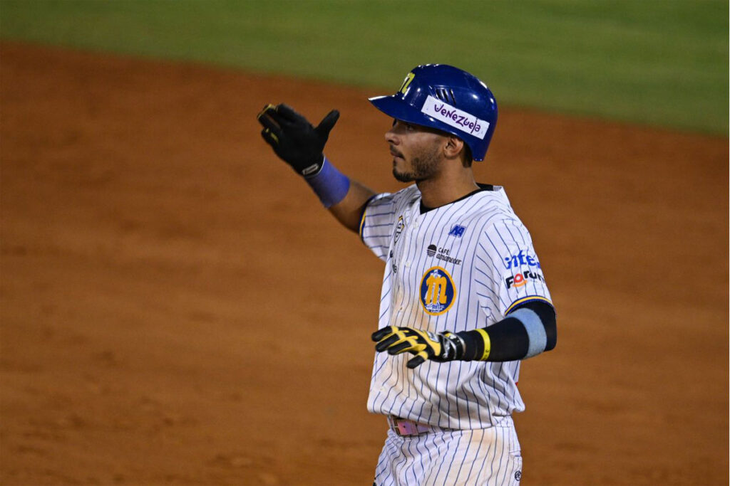 Navegantes del Magallanes barrió al Zulia y se acerca al primer lugar