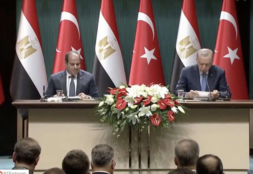 Turquía y Egipto rechazan expansión de Israel en territorio sirio