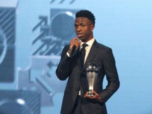 Vinícius gana el Premio The Best