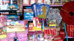 Esta es la pena de cárcel para quienes vendan fuegos artificiales a menores
