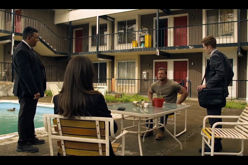 Galletas de postre en el regreso de 'Reacher'. El nuevo tráiler de la temporada 3 promete una catártica dosis de buena acción en Prime Video