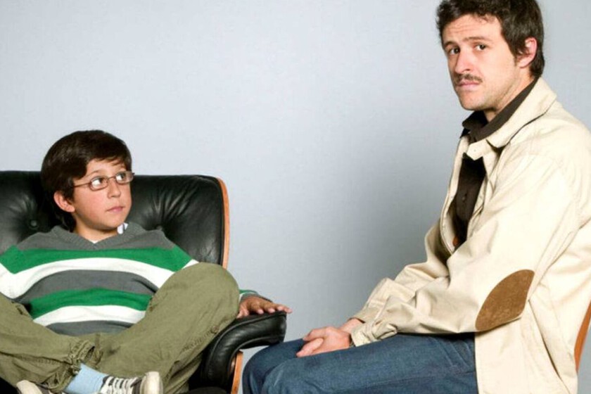 Qué fue de Rodrigo Noya, el niño de 'Hermanos y detectives' que triunfó cruzando el charco y terminó cumpliendo su sueño al margen de la interpretación