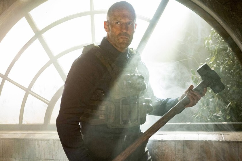 Lo tiene todo para ser una de las mejores películas de Jason Statham. Espectacular tráiler de 'A Working Man', el thriller de acción escrito por Sylvester Stallone y dirigido por David Ayer