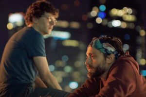 A Real Pain (2024) crítica. Cómo salir del cine con una sonrisa en la cara y el alma rota en mil pedazos