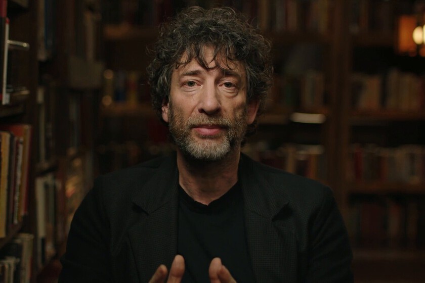 Durísimas nuevas acusaciones de agresión sexual contra Neil Gaiman, incluyendo extorsión, degradación y hasta tener sexo delante de su propio hijo