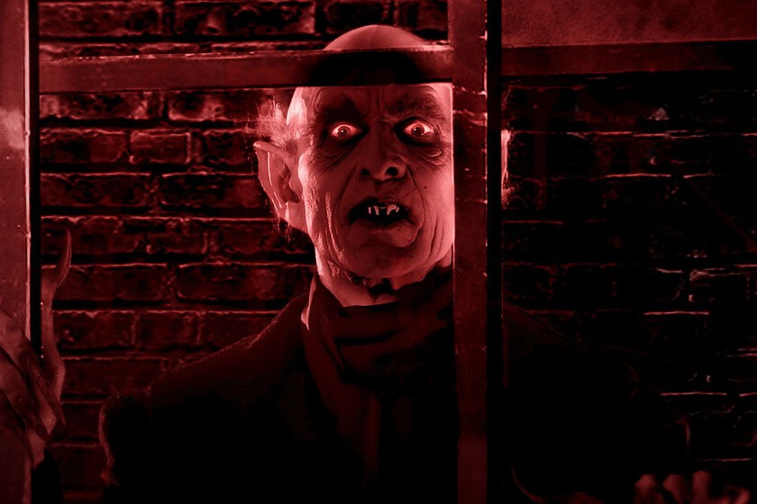 Este remake de 'Nosferatu' quiere ser una alternativa a la película de Robert Eggers. Y es tan fiel que hasta usa metraje original