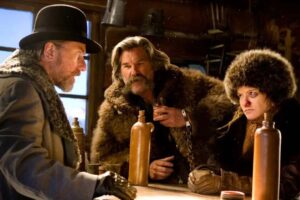 Desde hoy vuelve a Netflix México este absorbente western de Tarantino. Una de sus películas más diferentes que cruza a Agatha Christie con Sergio Leone