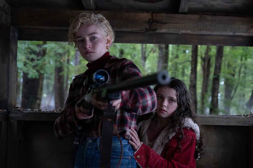 Julia Garner afirma que 'Hombre lobo' de Leigh Whannell es más terrorífica que cualquier versión anterior del mito