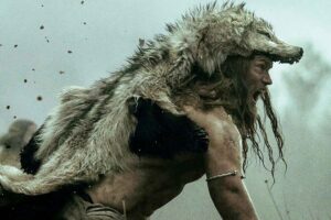 Robert Eggers cambia vampiros por hombres lobo en su nuevo proyecto tras 'Nosferatu', una nueva película de terror de época que ya tiene fecha de estreno