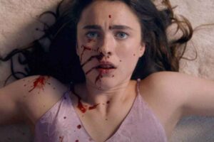 Coralie Fargeat y ‘La sustancia’ destrozan el muro al cine de terror en los Óscar. Una película llena de desnudos y gore logra todas las nominaciones clave