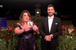 RTVE responde a la polémica de la estampita de Lalachus en las Campanadas. "Se ha interpretado como una profanación"