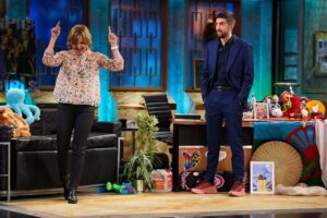 Almudena Ariza revoluciona 'La revuelta' y hace una inesperada confesión en la pregunta del sexo. "Lo llamamos semana Broncano"