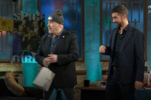 David Broncano se queja de la cara dura de Antonio Resines. "Ha ido gratis a 'El hormiguero' y aquí viene cobrando"