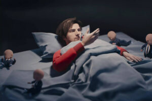 La nueva secuencia de créditos de 'Separación' está volviendo locos a los fans. Su autor tampoco sabe por qué hay bebés en ella