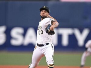 Anderson Espinoza y Darwinzon Hernández jugarán en la LVBP