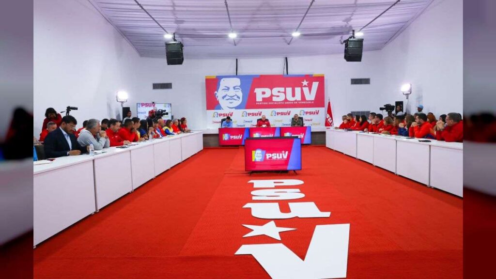 Cabello: Psuv debe adaptarse a los circuitos comunales