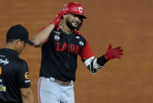 Cardenales gana y pone la serie final a tiro de vuelta a Barquisimeto