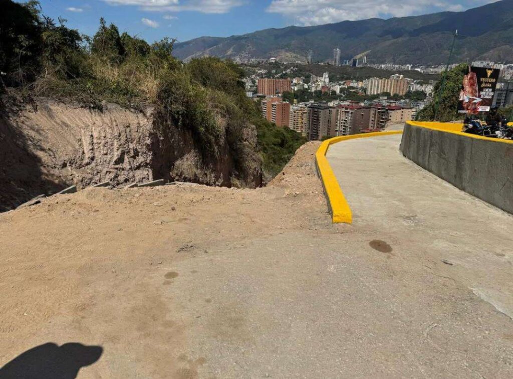 Corrigieron falla de borde en Cumbres de Curumo