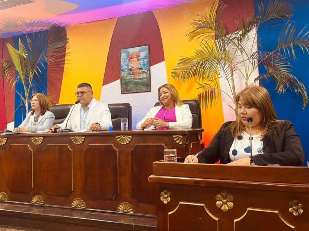 Cuatro de los nueve concejos municipales larenses eligieron autoridades