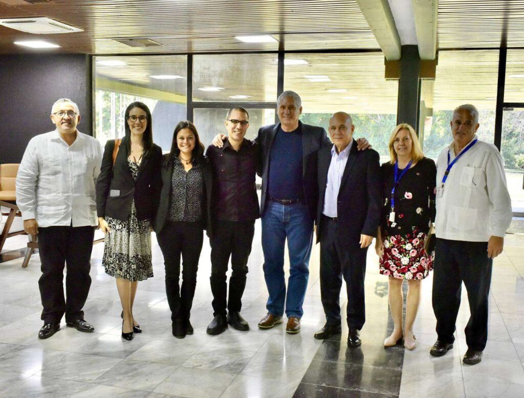 Díaz-Canel recibe al secretario ejecutivo del ALBA-TCP