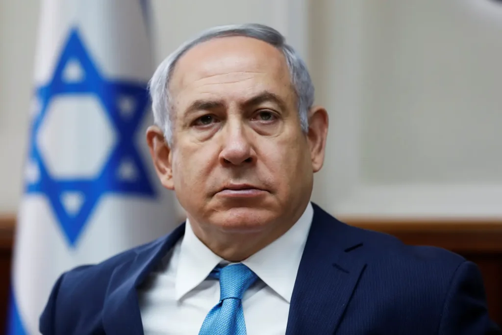 Exige a Polonia cumpla la orden de arrestro y detenga a Netanyahu