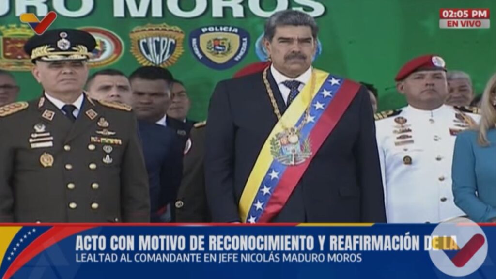 Presidente Maduro encabeza acto de reconocimiento y lealtad de la FANB