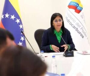 Gabinete Económico evalúa mecanismos para garantizar crecimiento del país