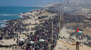 Miles de palestinos regresan al norte de la Franja de Gaza tras los acuerdos de tregua