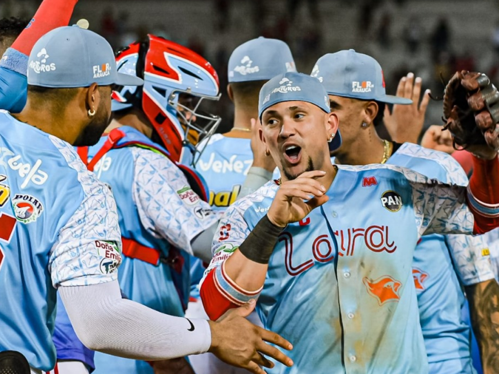 Ildemaro en el Top-3 de hits para Cardenales en playoffs