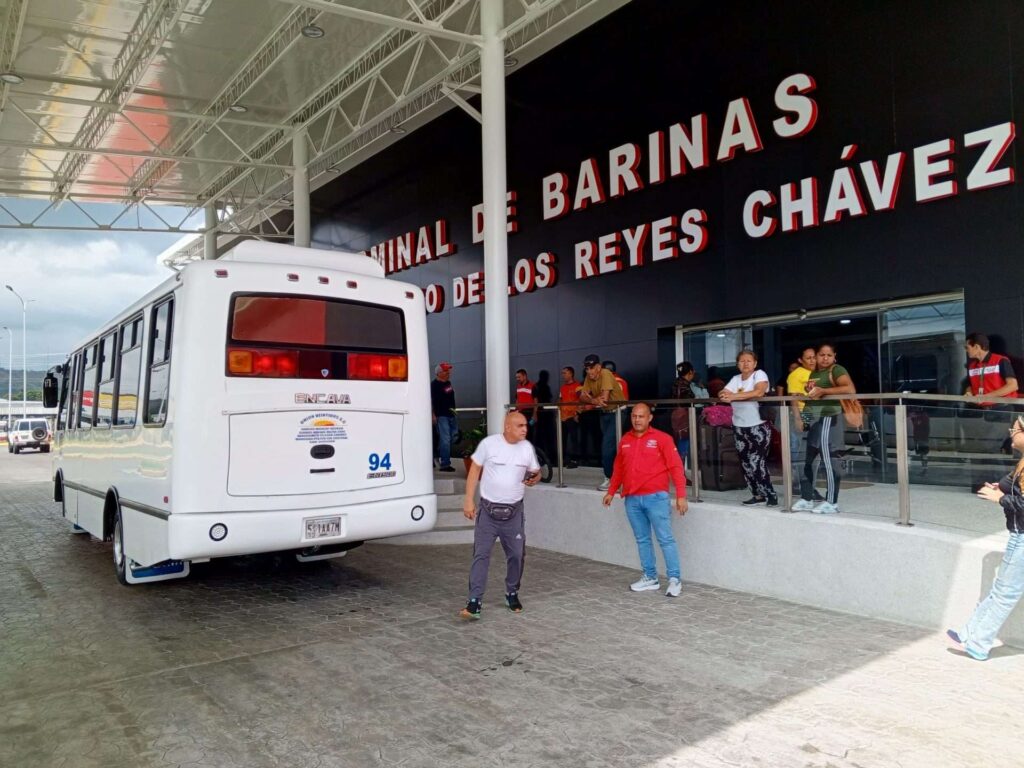Inició operaciones el nuevo terminal de pasajeros de Barinas