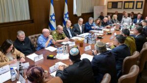 Israel aprueba alto al fuego en Gaza e intercambio de rehenes