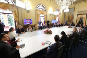 Jefe de Estado asegura que el pueblo derrotará otra vez a los fascistas