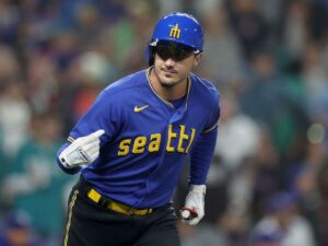 Los Medias Blancas se quedan con Josh Rojas