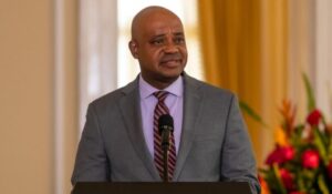 Luis Murillo renuncia a su cargo como Canciller