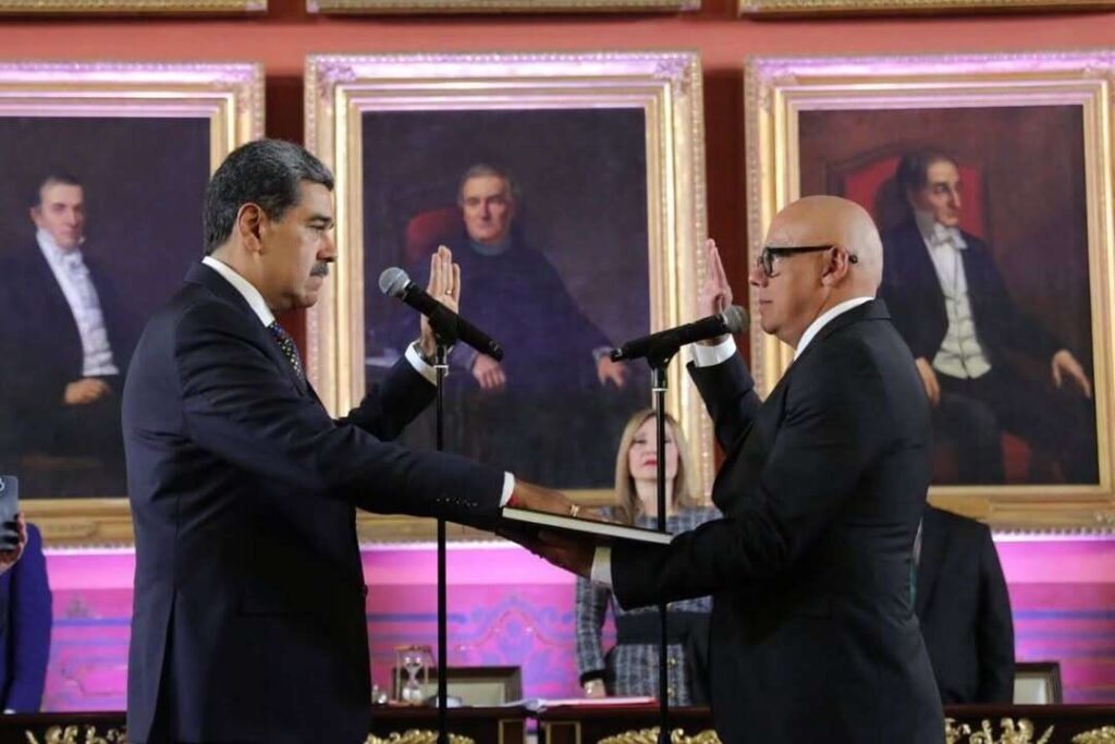 Maduro fue juramentado como presidente Constitucional de Venezuela