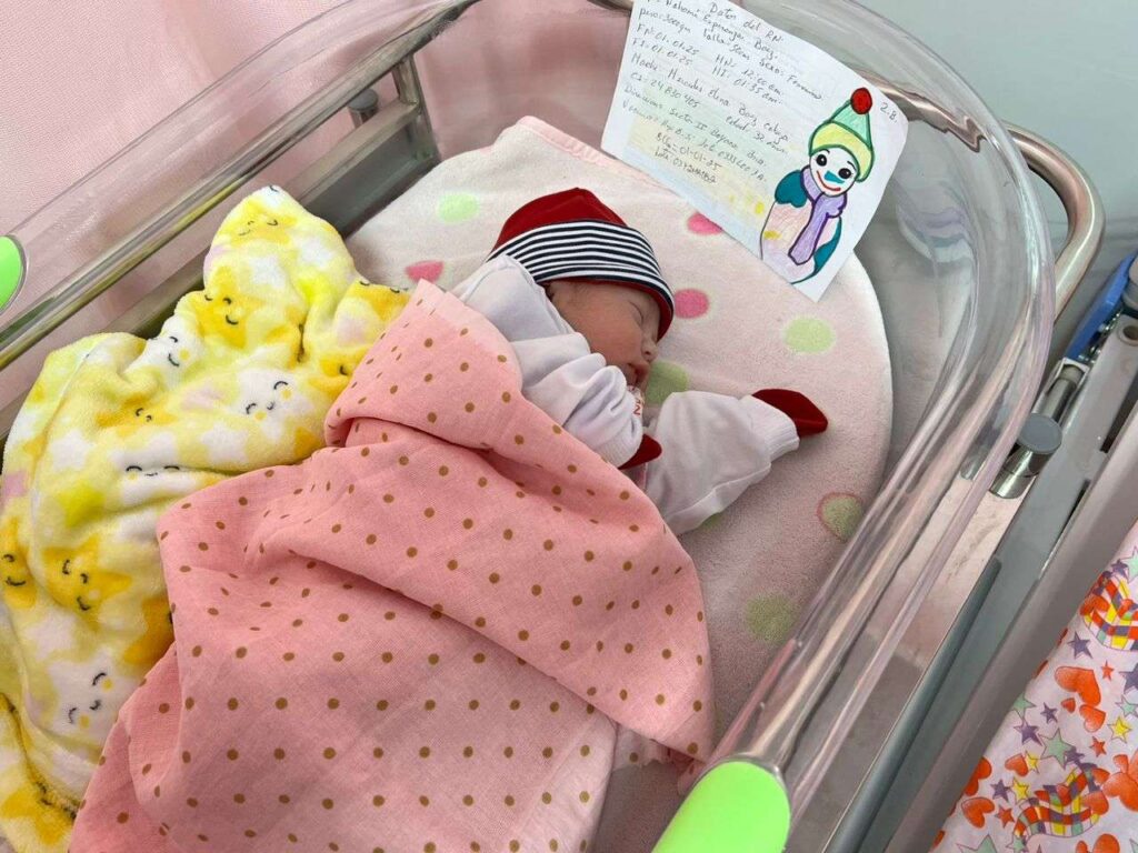 Naomi Esperanza se llama la primera anzoatiguense nacida este 2025