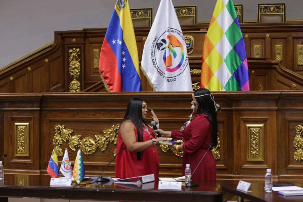 Parlamento Indígena de América Capítulo Venezuela impulsa diálogo para la paz