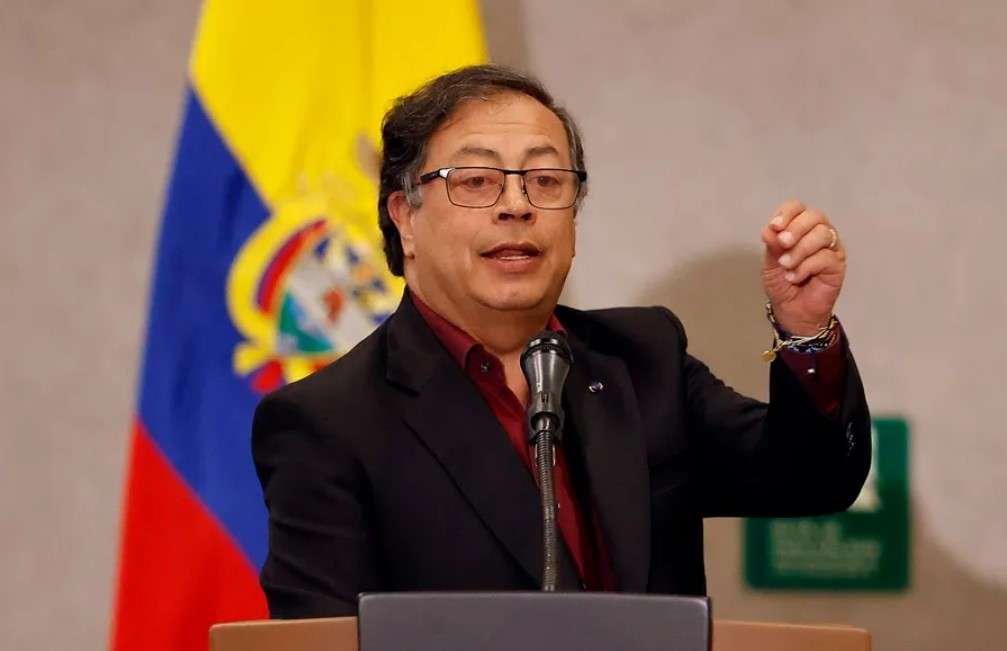 Petro desenmascara a Uribe y Duque: “los problemas no se arreglan asesinando”